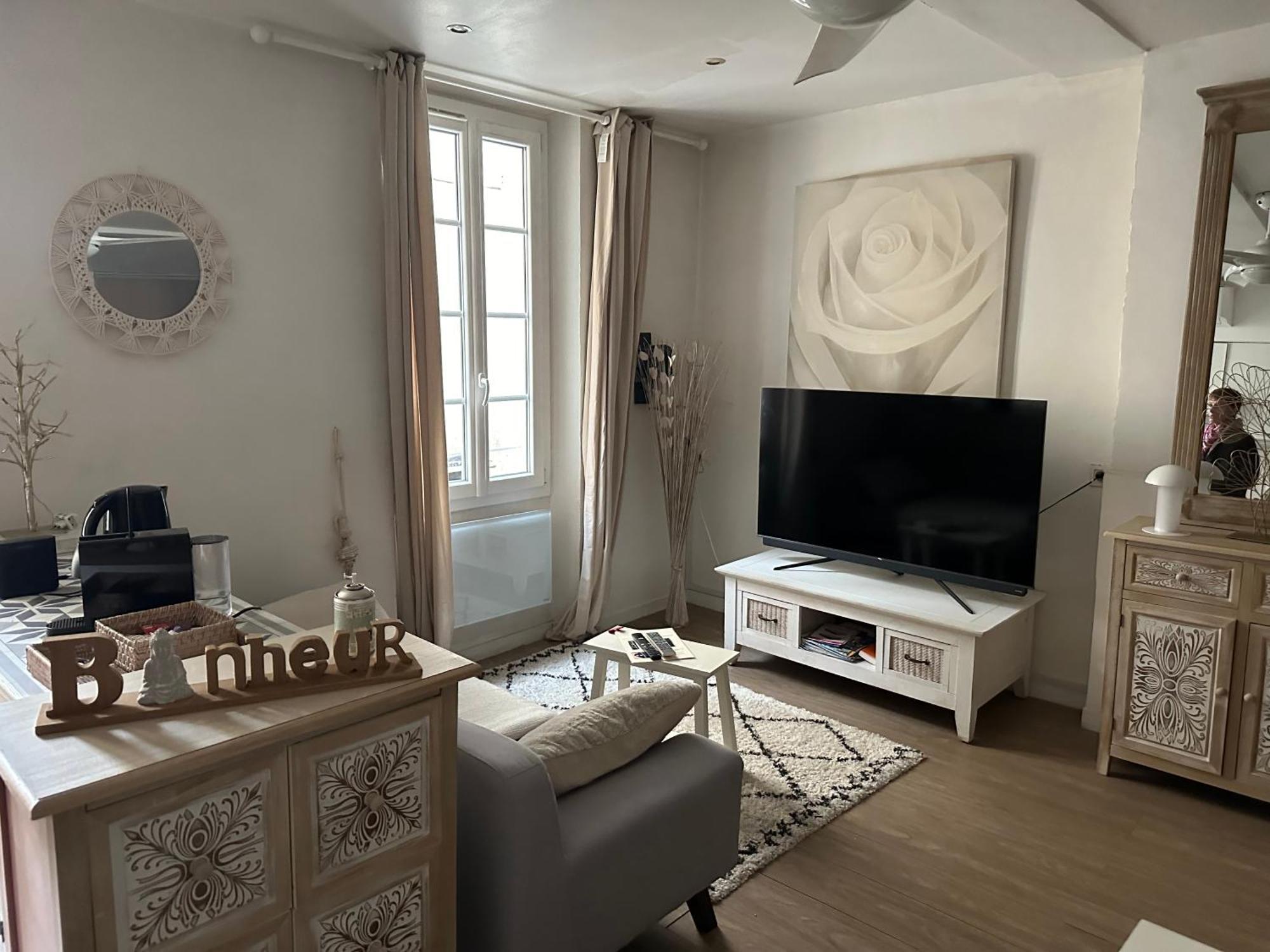 Studio Tt Equipe Parking Coeur Ville 사나리쉬르메르 외부 사진